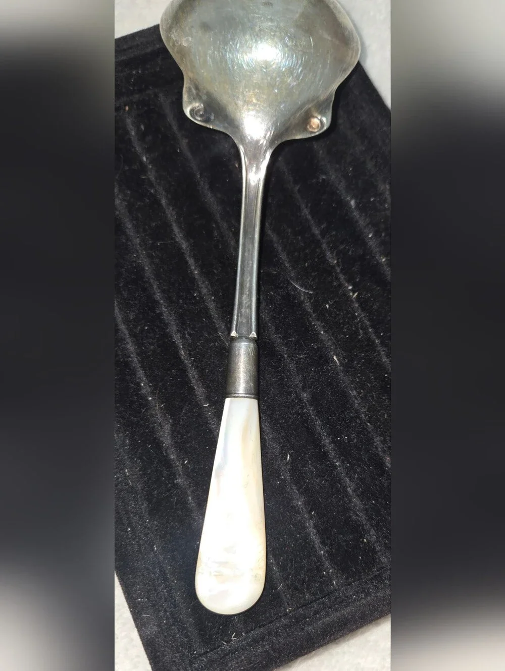 N/A elegant silver